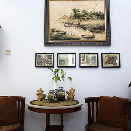 Griya Kedasih Guesthouse Джокякарта Екстериор снимка