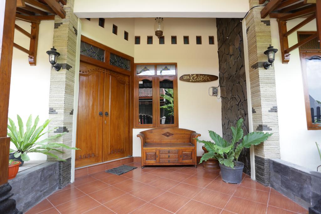 Griya Kedasih Guesthouse Джокякарта Екстериор снимка
